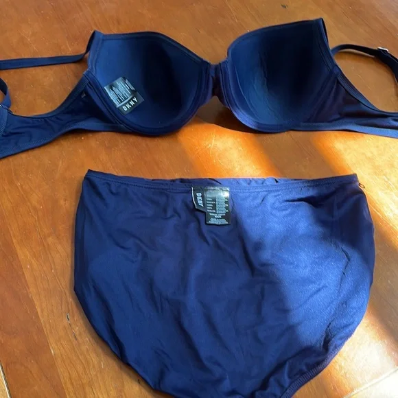 DKNY 2pc. Bikini Bathing Suit. Retro Style Hi Waist w/Padded Underwire Bra. Navy - Picture 12 of 12